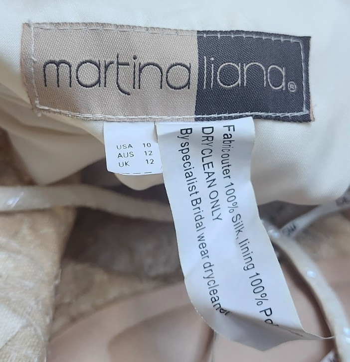 MARTINA LIANA Ivory Lace Beaded Wedding Dress Silk Lined Bridal Gown+2 Veils