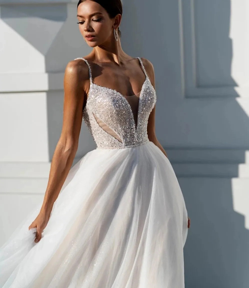 Sexy Boho Wedding Dress V-Neck Spaghetti Straps Lace Sequins Beaded Birdal Gowns
