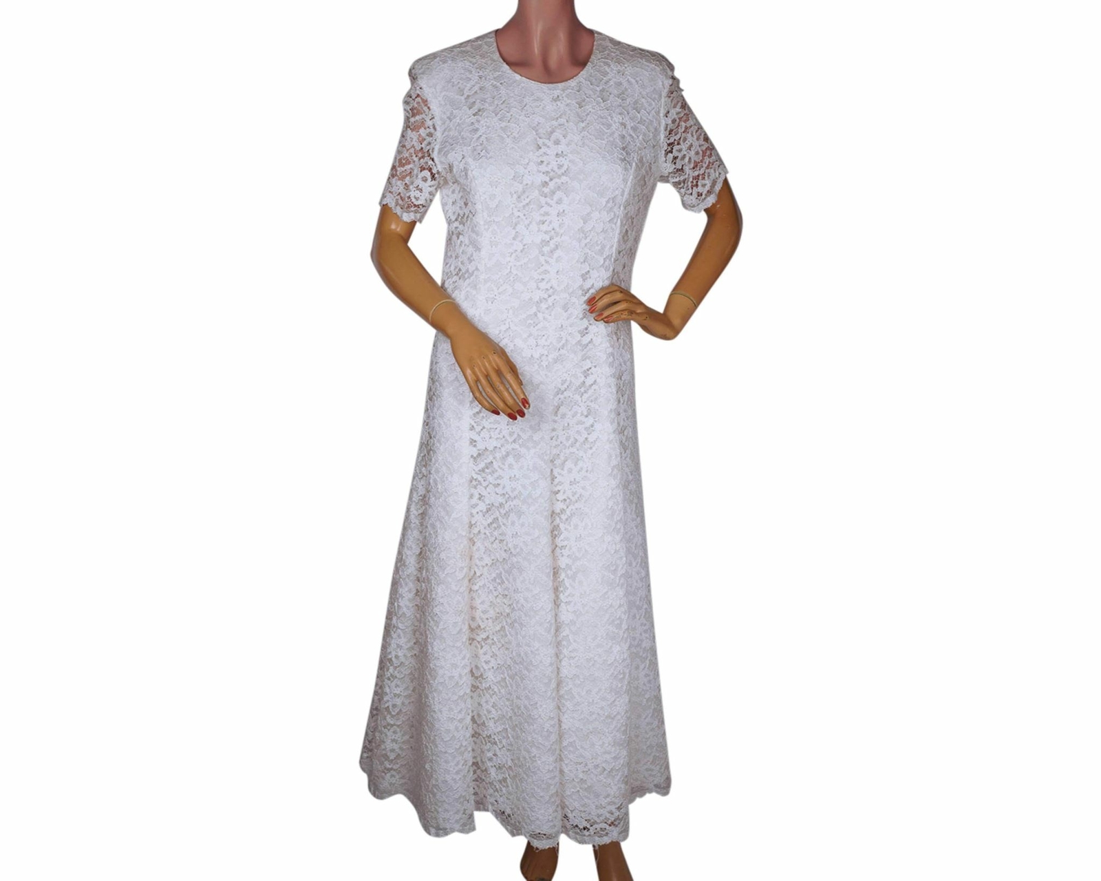 1980s Lace Wedding Gown – Size 12 UK